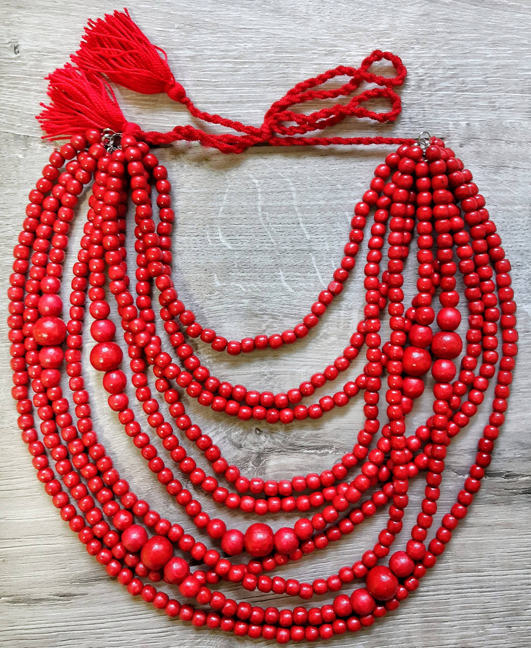 

Буси Старовинні наростаючі. Десятка. Червоні.