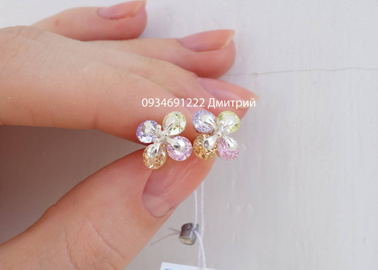 

Серебряные гвоздики арт.22с291цв