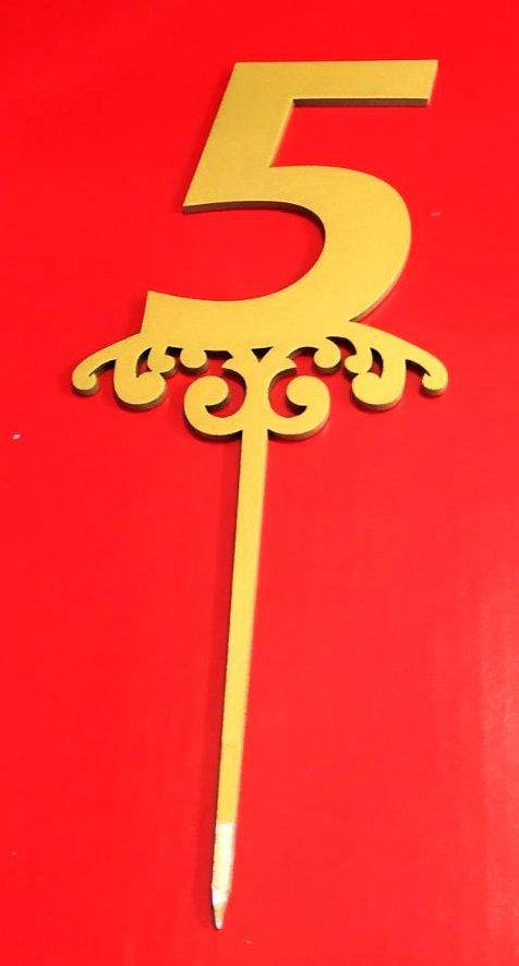 

Топер для кондитерських виробів Цифра золотиста 5