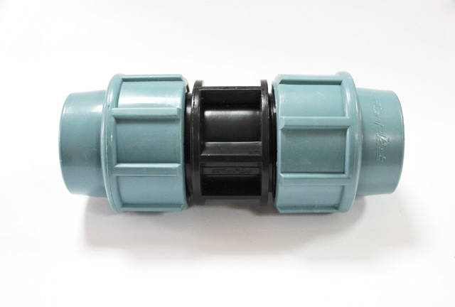 

Соединительная муфта зажимная 32