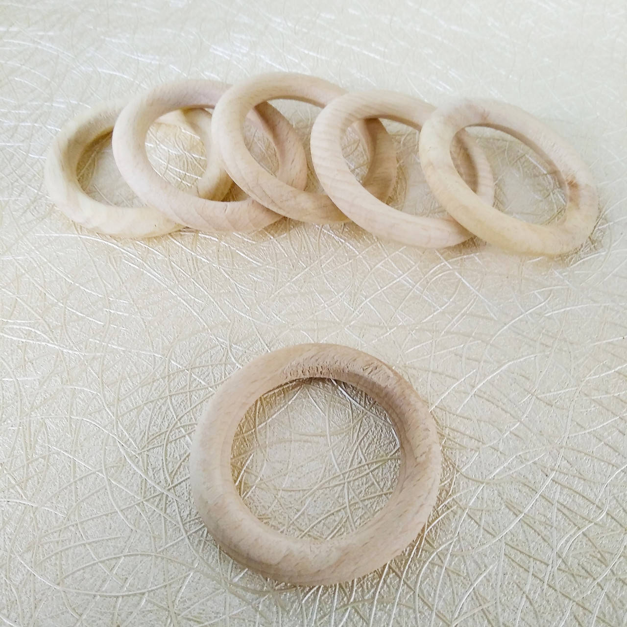 

Кольцо деревянное под частичную обвязку бук 53 мм для изготовления грызунков погремушек