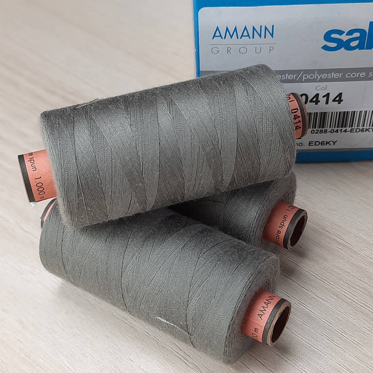 

Нитки Amann Saba 120 серый №0414 (1000м)
