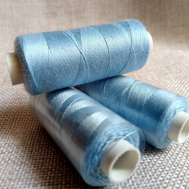 

Нить швейная "Kiwi" 40/2 400 ярд., голубой (279)