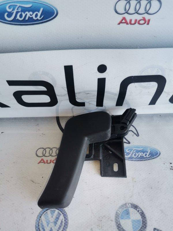 

Ручка открывания капота Volkswagen Passat B7 USA 2.5 2012 (б/у) 561823533