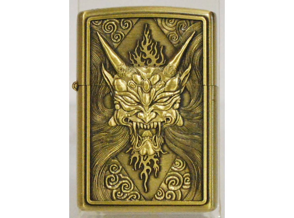 

Зажигалка бензиновая