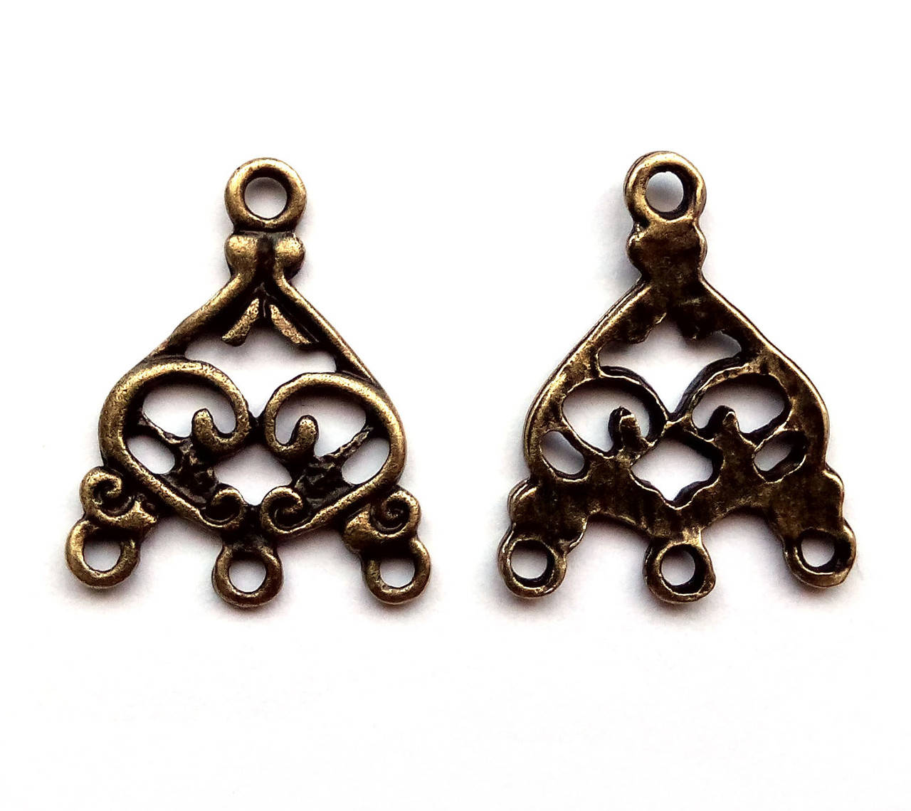 

Конектор "серце" 17х22 мм, під бронзу