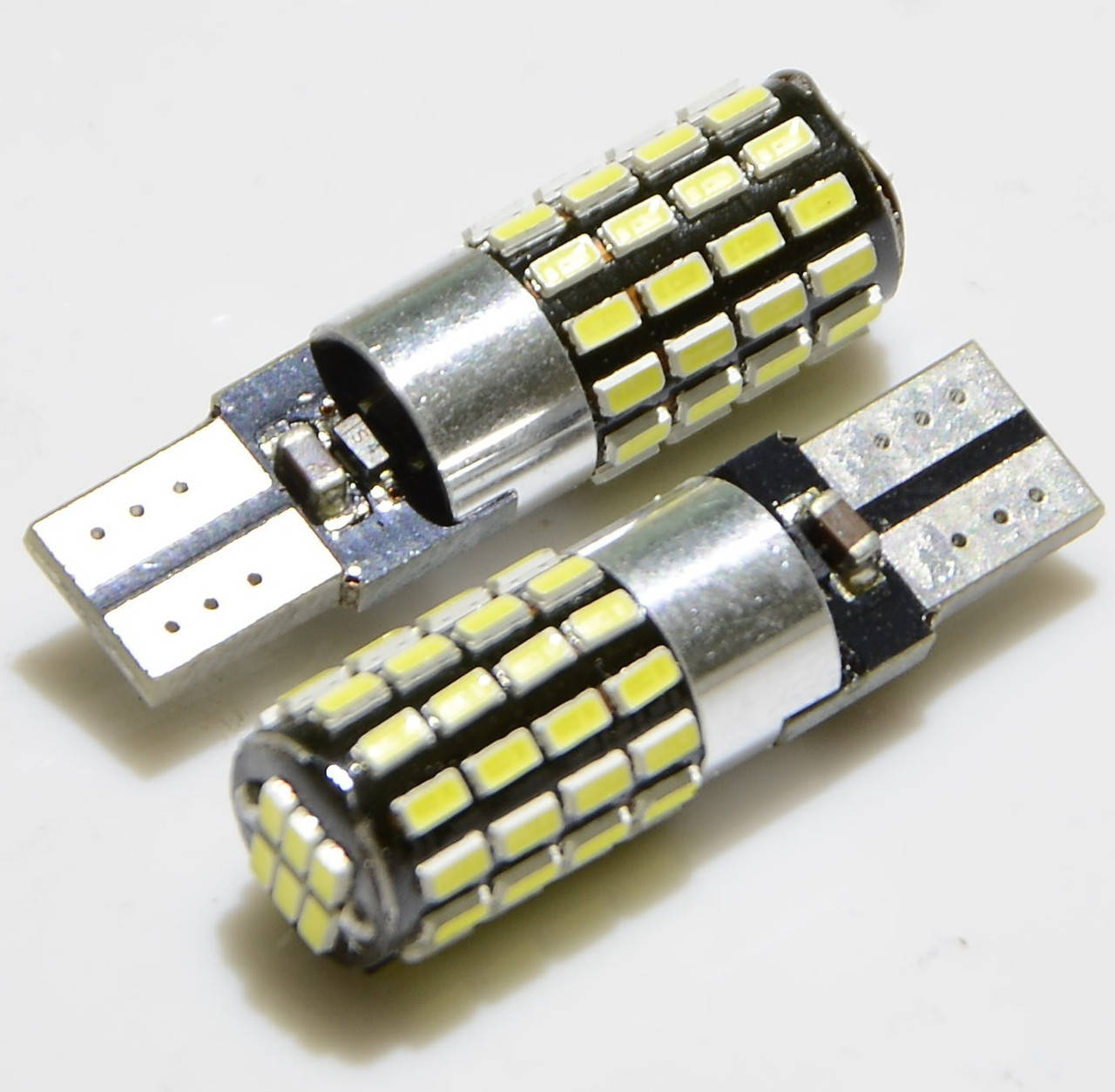 

Лампа LED 12V T10 (W5W) 54SMD драйвер обманка 640Lm БЕЛЫЙ