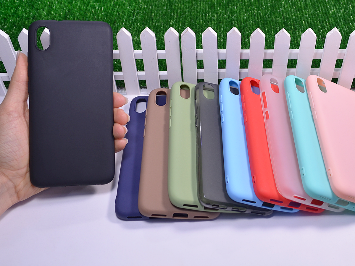 

Силиконовый бампер для Xiaomi Redmi 7A