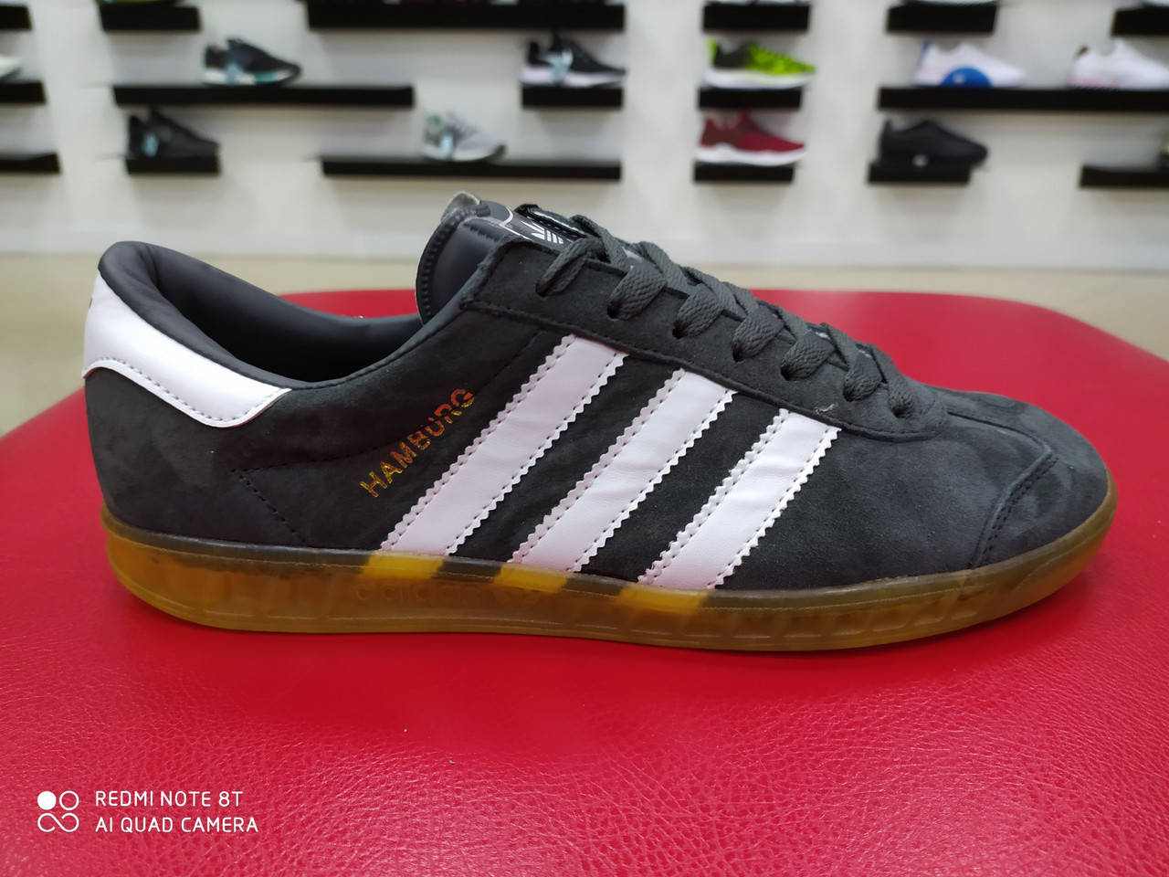

Кроссовки мужские Adidas Hamburg
