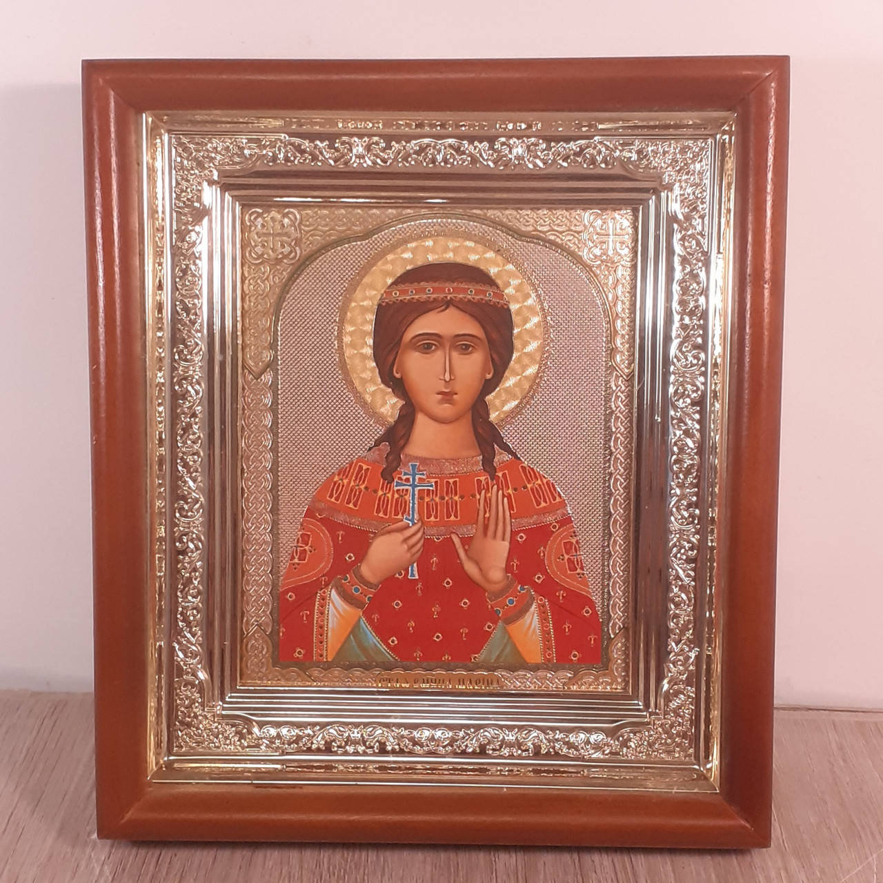 

Икона Святая Великомученица Марина, лик 10х12 см, в светлом прямом деревянном киоте