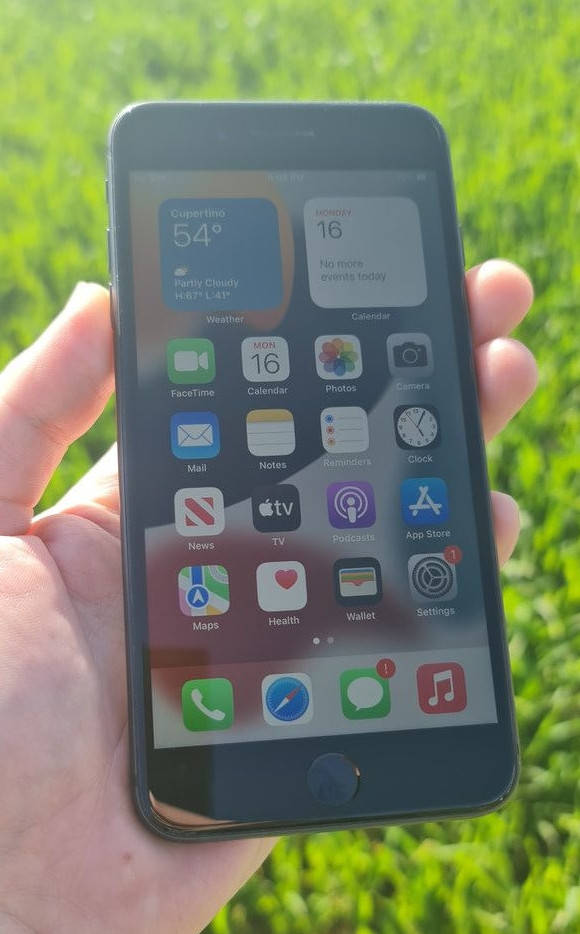 

Apple Iphone 8plus + 64gb Neverlock