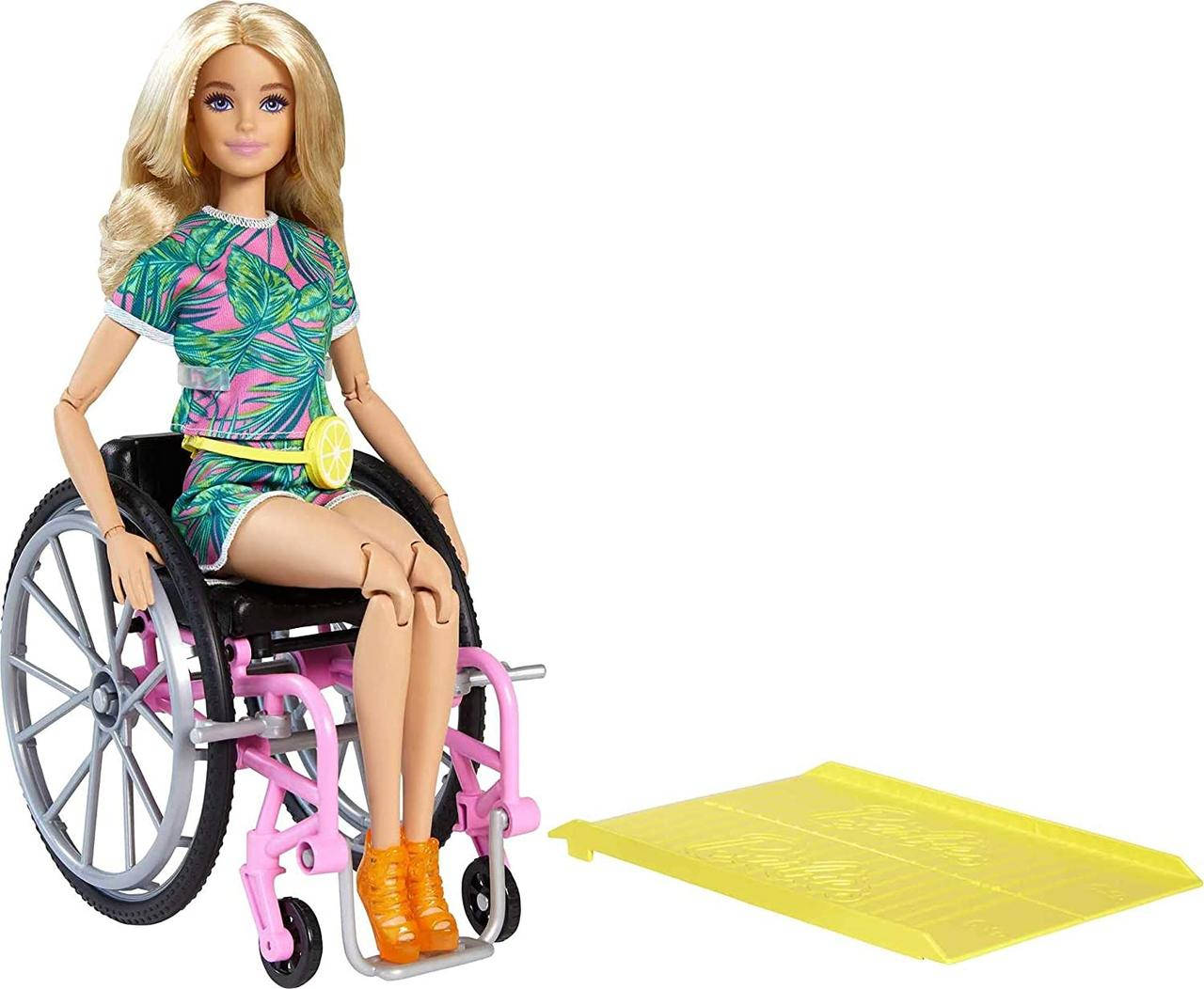 

Кукла Барби шарнирная в кресле-коляске блондинка Barbie with Wheelchair GRB93