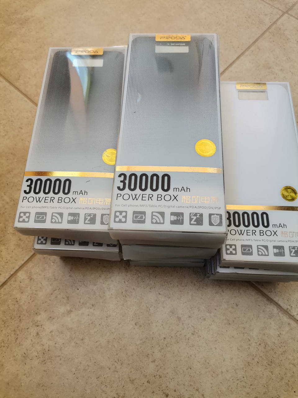 

Powerbank 30000mAh Remax Proda Led