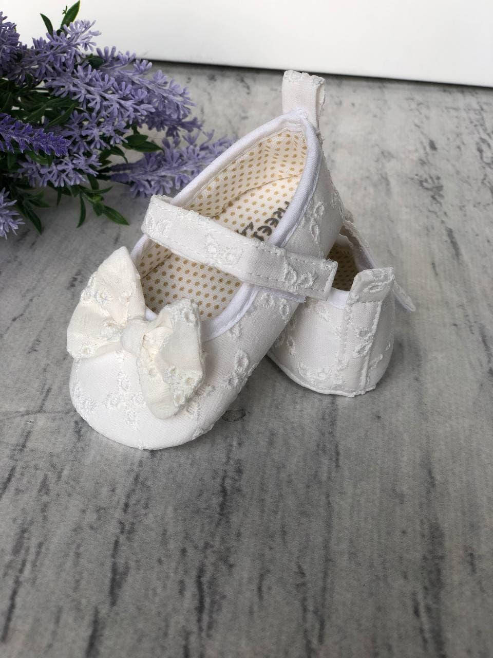 

Детские нарядные туфли пинетки на девочку 33. Размер 16, 17, 18