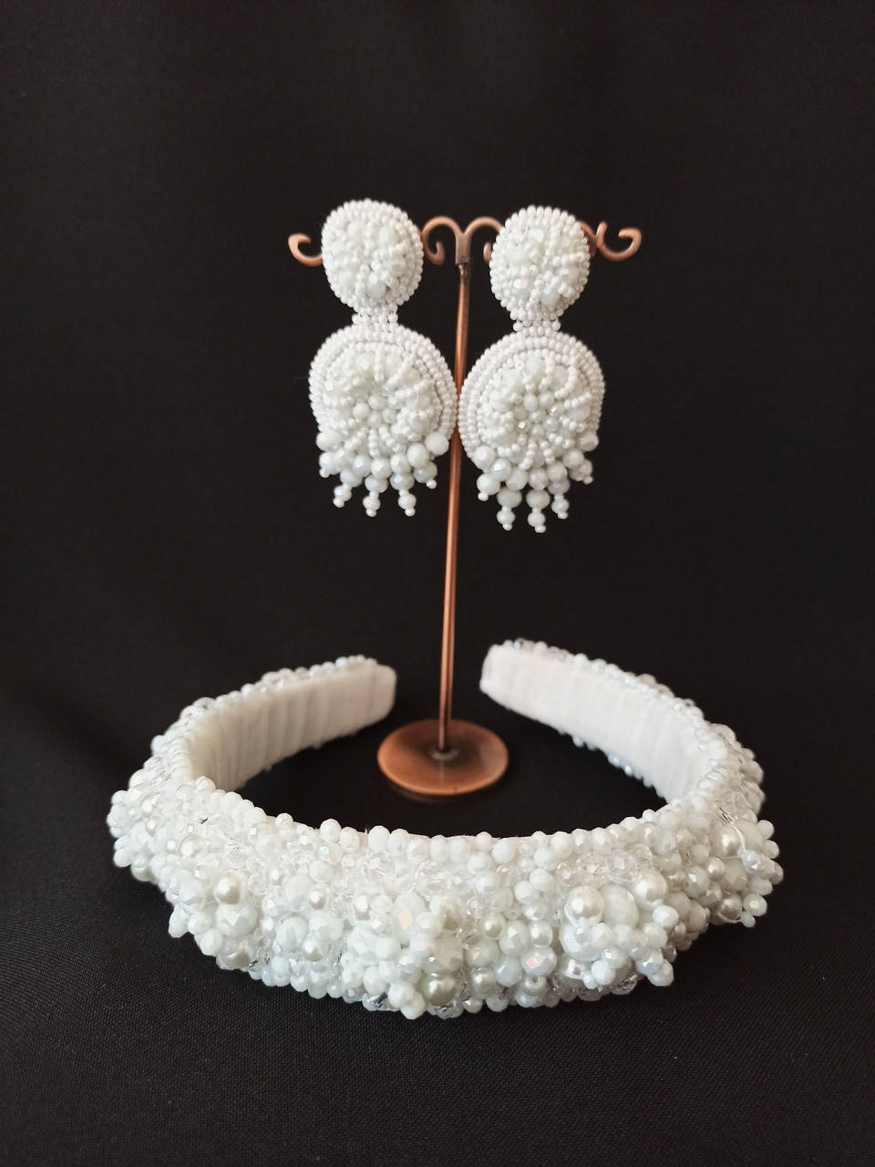 

Набор свадебных украшений обруч и серьги "Зефирка", Белый