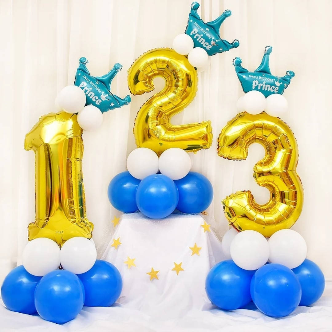 

Цифра на подставке золото