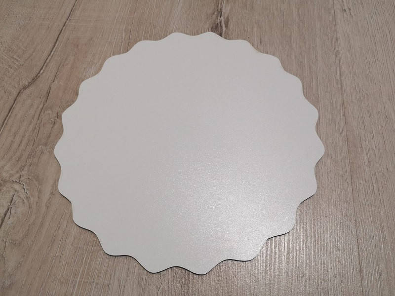 

Подложка для торта ДВП волна 35 см