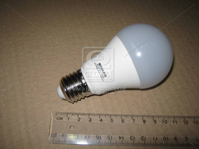 

Лампа светодиодная A60 8W 4100k 600lm E27 220V DECARO 49051007932