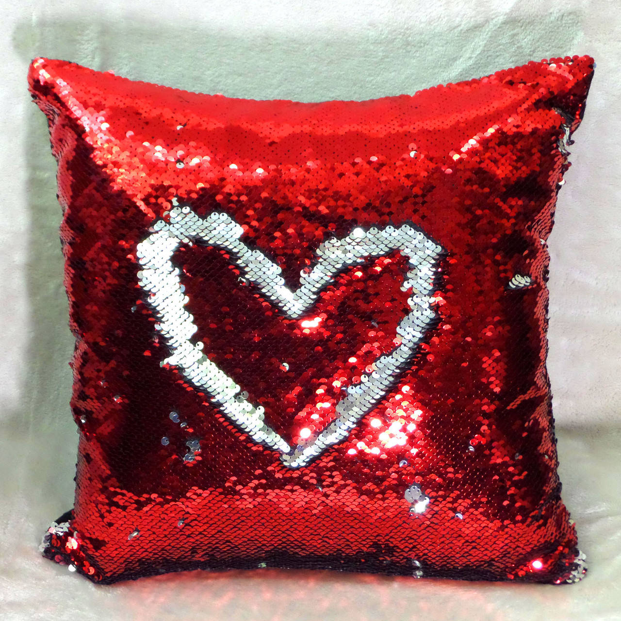 

Наволочка анти-стресс с пайетками Красный/Хром