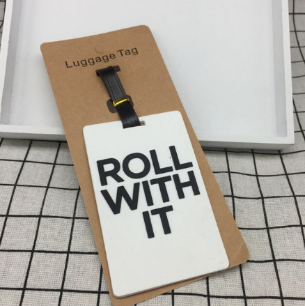 

Бирка для багажа, на чемодан, сумку / багажная бирка Roll with it