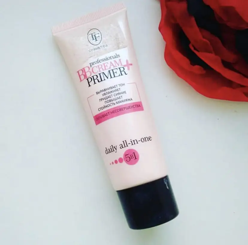 

Тональный крем Триумф Крем + Праймер Triumph BB Cream + Primer 5 в 1 02 Свердний