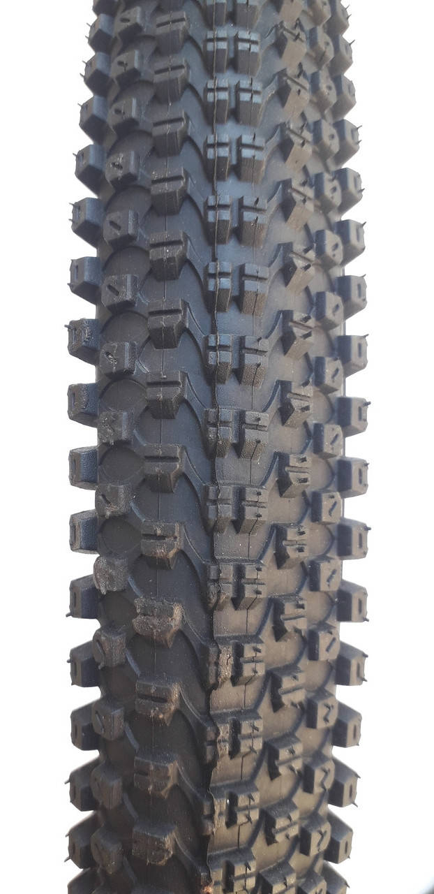 

Покрышка/скат 20x2.35 (57-406) HAKUBA