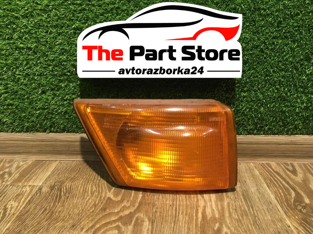 

Поворотник правый желтый Iveco Daily E3 Ивеко Дейли Е3 1999-2006, 1315106149