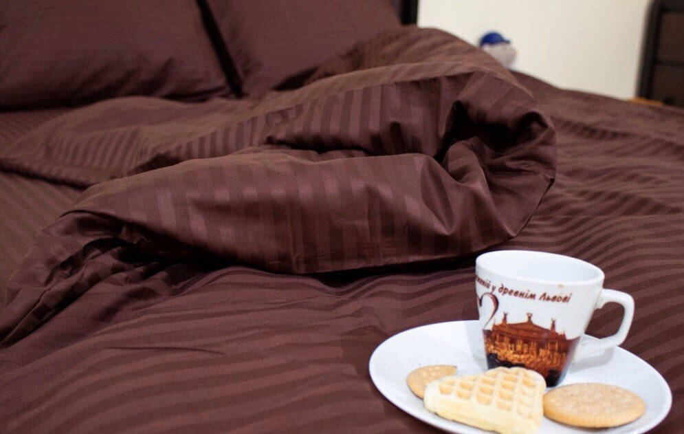 

Постельное белье из ткани Страйп сатин Коричневый