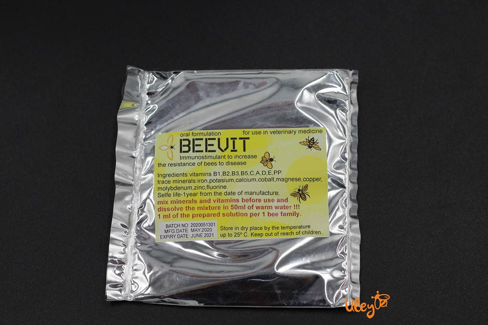 

БиВит (BeeVit), комплекс витаминов и микроэлементов, на 50 пчелосемей. Греция
