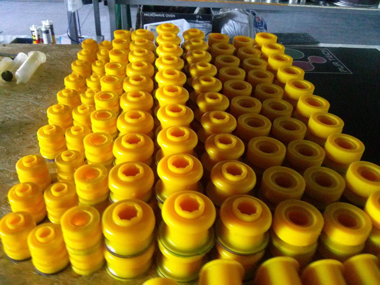 

Подушки кузова (рамы) Тойота (Toyota PRADO 120 и FJ Cruiser))