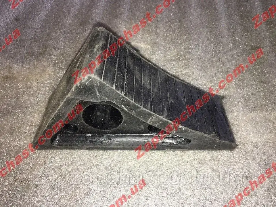 

Башмак упор резиновый под колесо противооткатный