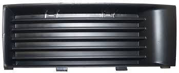 

Заглушка бампера переднего правая Шкода Фабия Skoda Fabia 2000-2005 SkodaMag