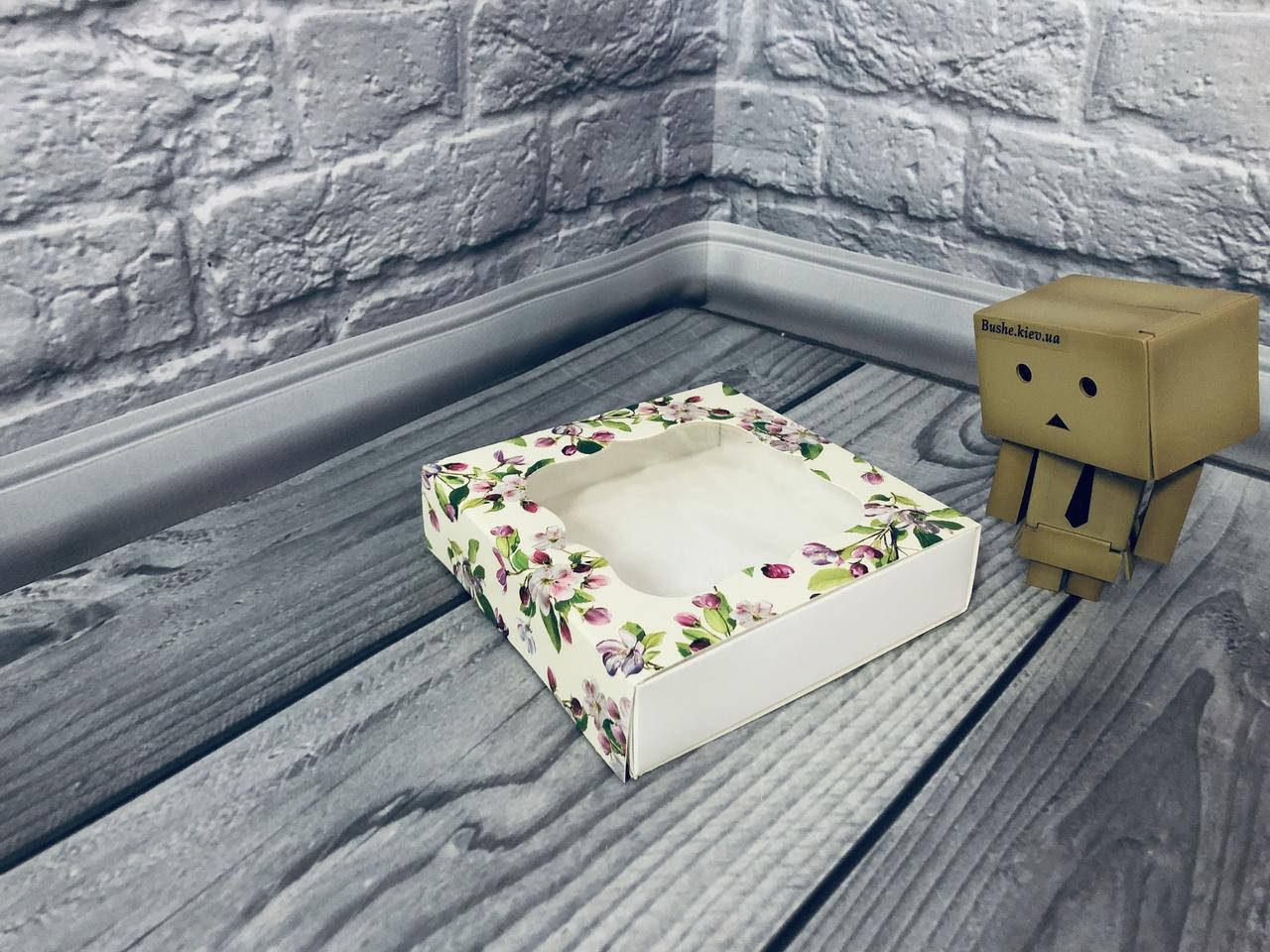 

*50 шт* / Коробка для пряников / 120х120х30 мм / печать-Весна / окно-обычн / лк / цв