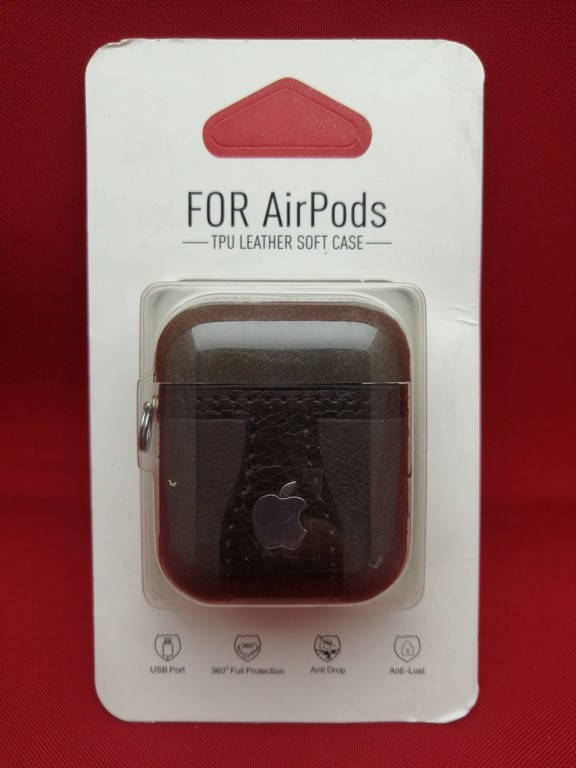 

Чехол для AirPods Apple