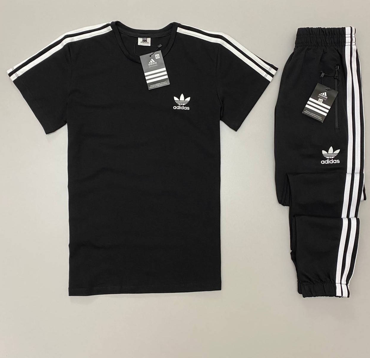 

Мужской спортивный костюм летний футболка+штаны Adidas Турция черный. Живое фото