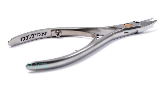 

Кусачки ногтевые OLTON XXXL+чехол, режущая часть 18-21 мм