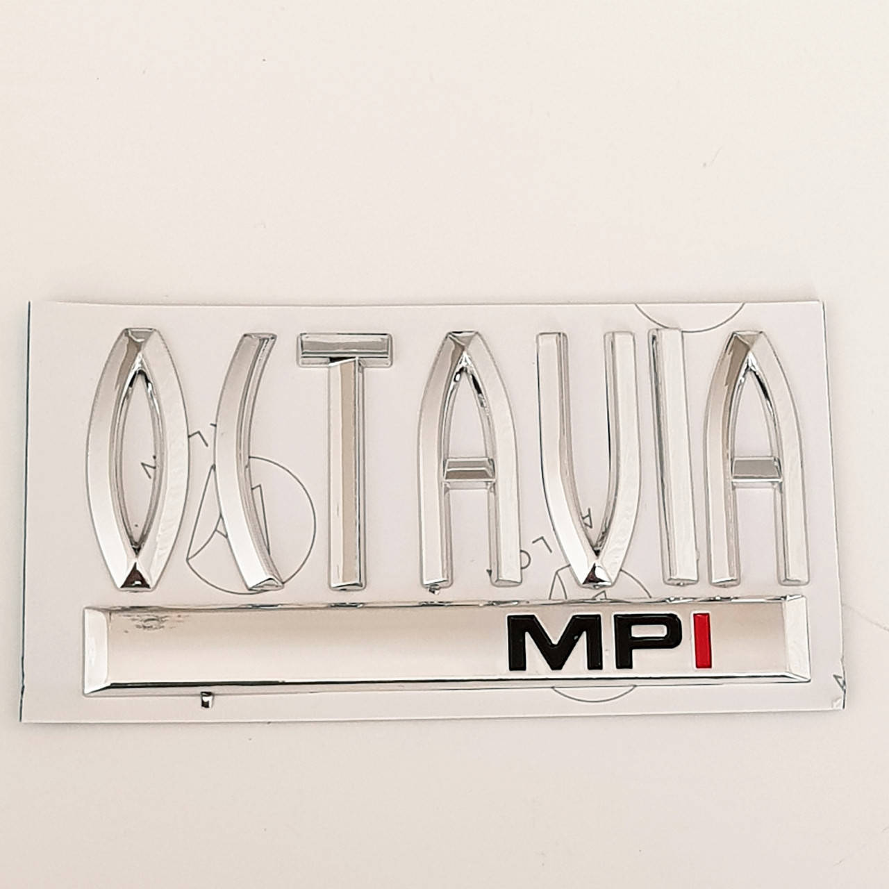 

Надпись Octavia MPI