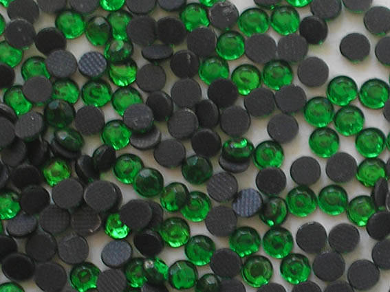 

Зеленые (трава) ss16 (акрил) 1440шт/уп ( Акриловые)