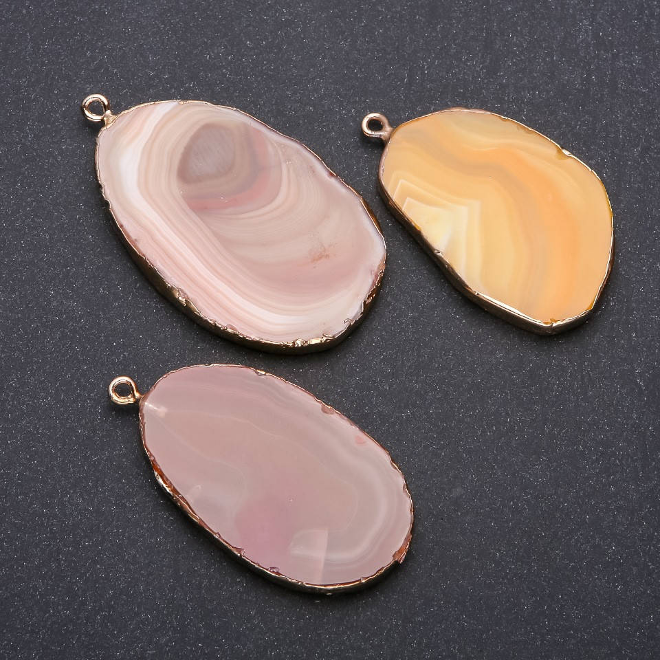 

Кулон Агат в золотистой оправе 55х28мм (+-)