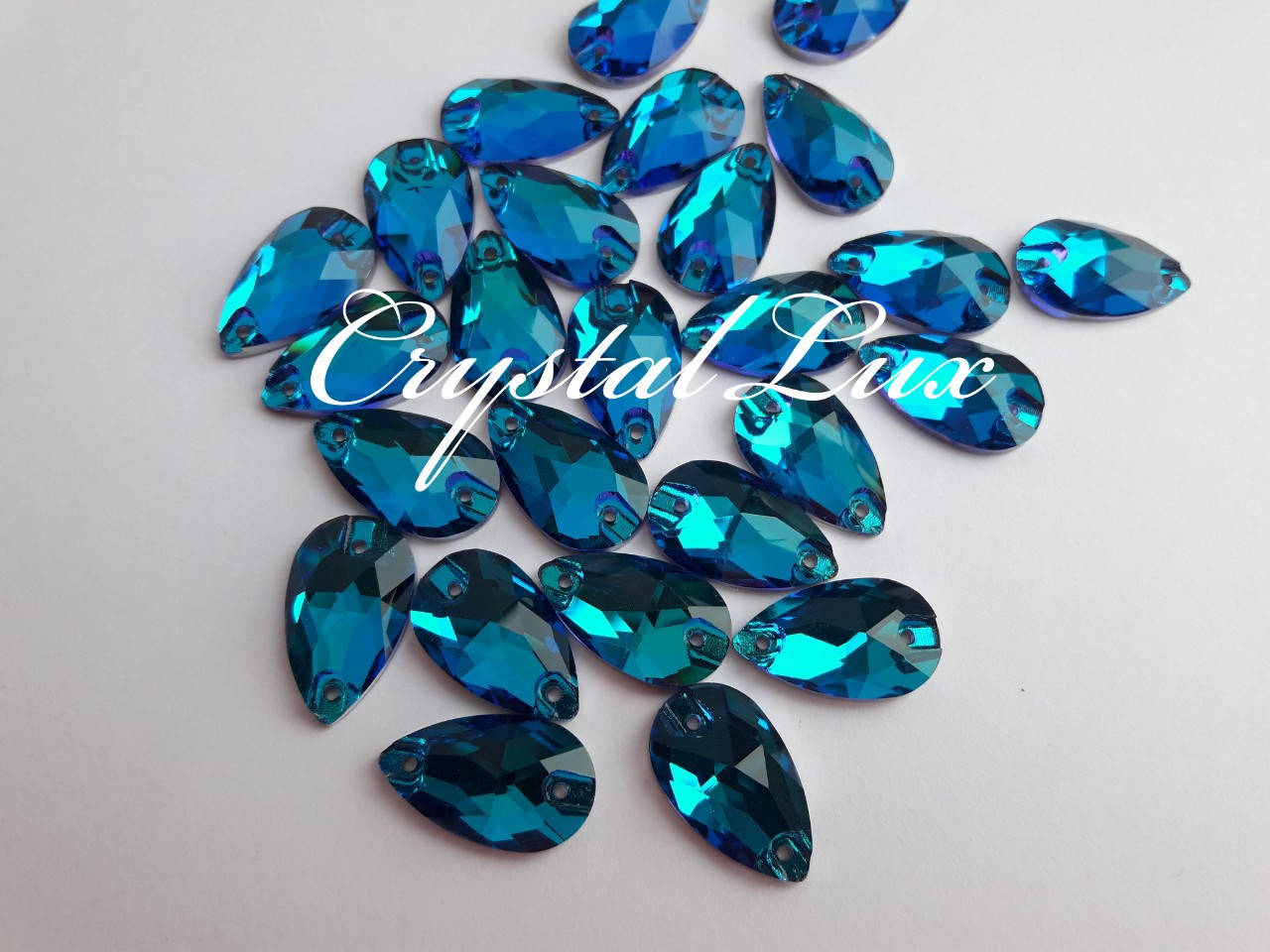 

Стразы Lux Капля 10х18мм. Blue Zircon