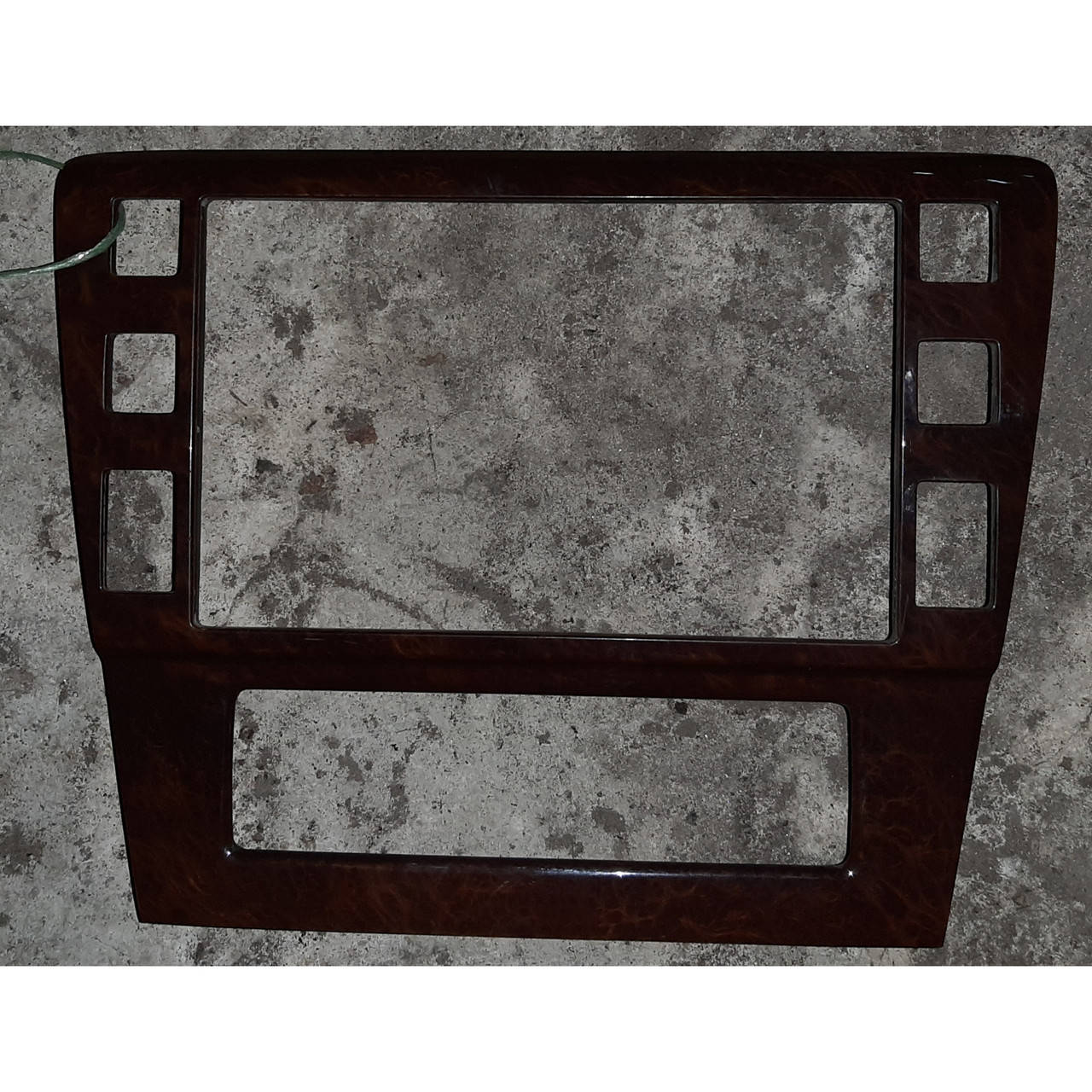 

Рамка центральной консоли Skoda Superb