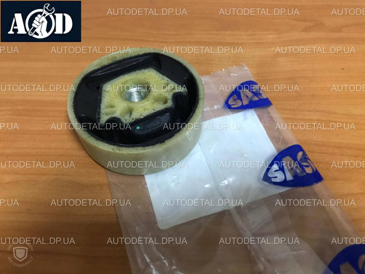 

Подушка двигателя задняя сверху Skoda Octavia A5 2004-->2012 Sasic (Франция) 9001950