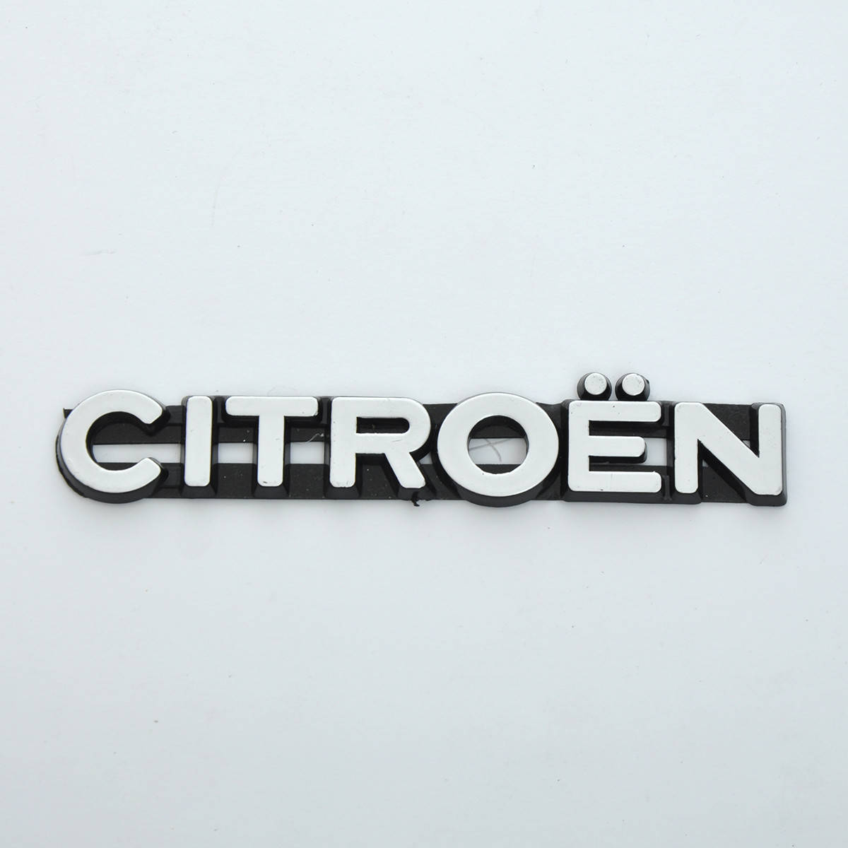 

Эмблема - надпись "CITROEN" (старая) скотч 160х20 мм 1996-2004 (5630)