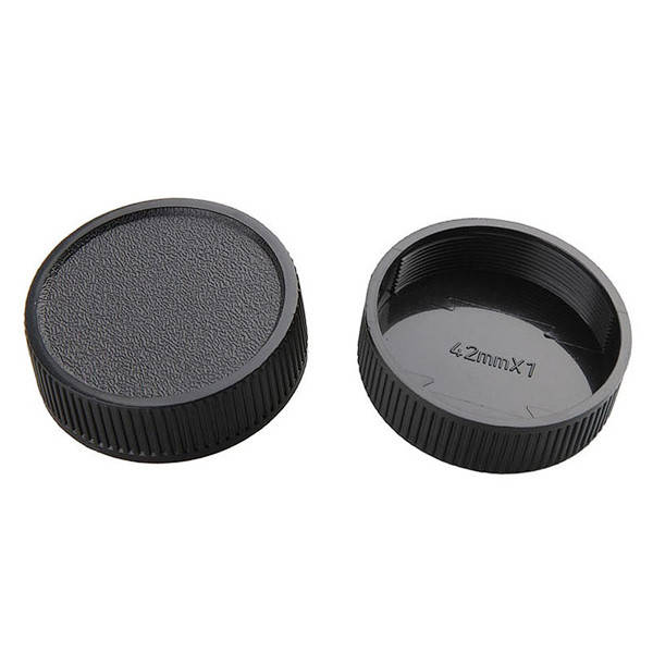 

Защитная крышка для корпуса фотокамеры и объектива с резьбой M 42.