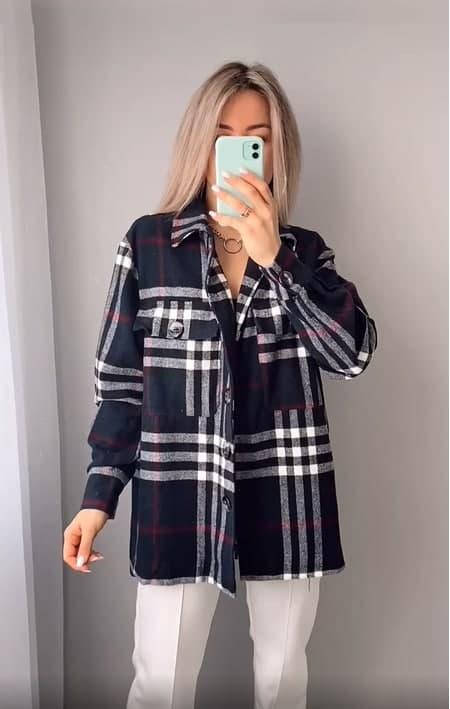 

Женская рубашка в клетку oversize темно-синего цвета SKL92-290521, Синий