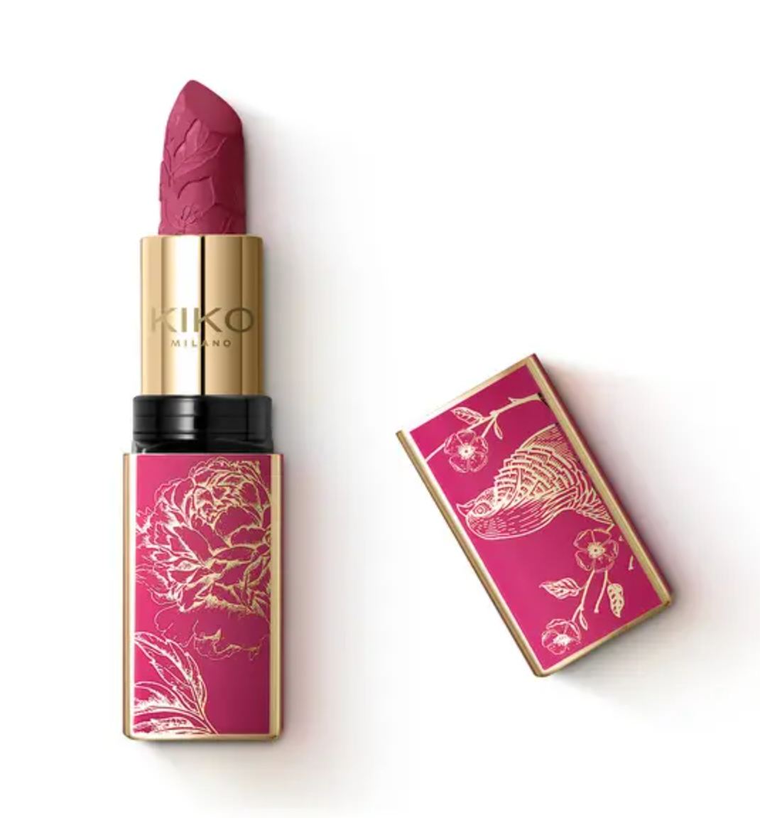 

Матовая помада Charming Escape Luxurious Matte Lipstick (05 Pinkish Lily)