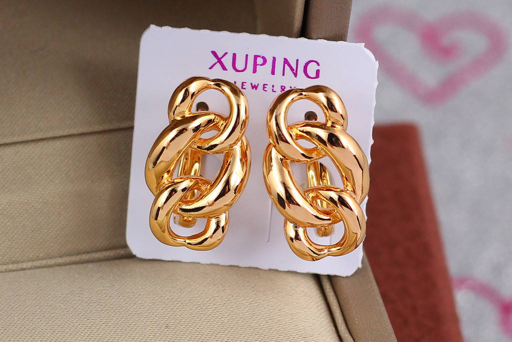 

Серьги Xuping Jewelry три овальных звена 1,9 см золотистые