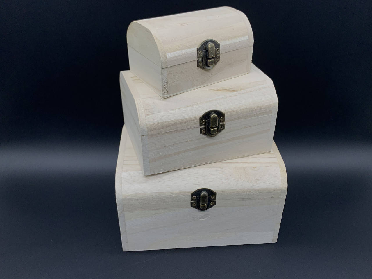 

Шкатулка для декупажа с замком и петлями. 3шт/комплект. 17,5х13х10см