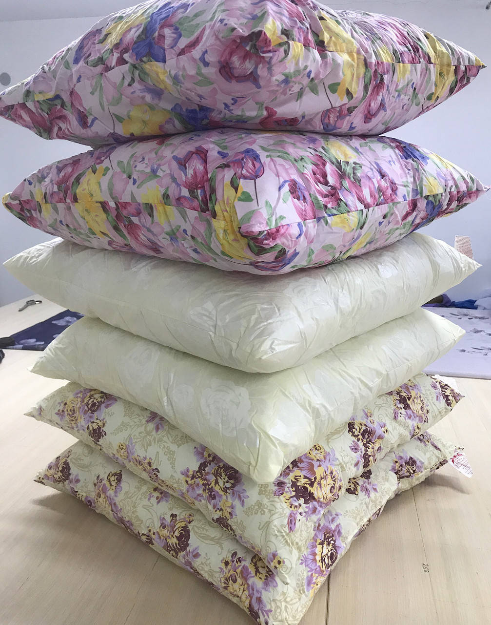 

Подушка тик 50х70 ODA, Разные цвета