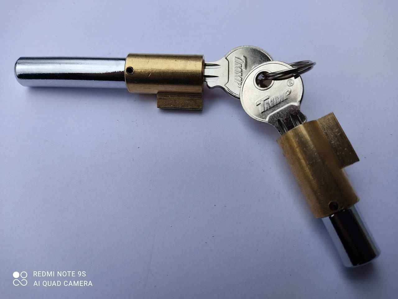 

Замки бардачка Ява 638